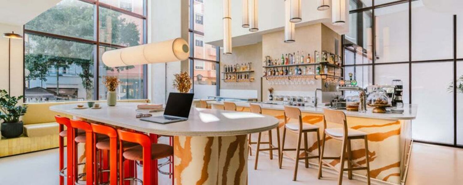 Porto interior restaurant red chair 900x600